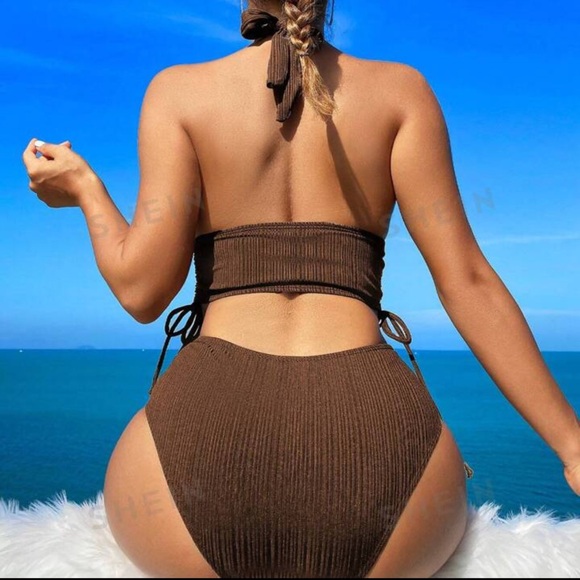 Gorgeous Brand New Bikini 🤎 - Picture 2 of 7